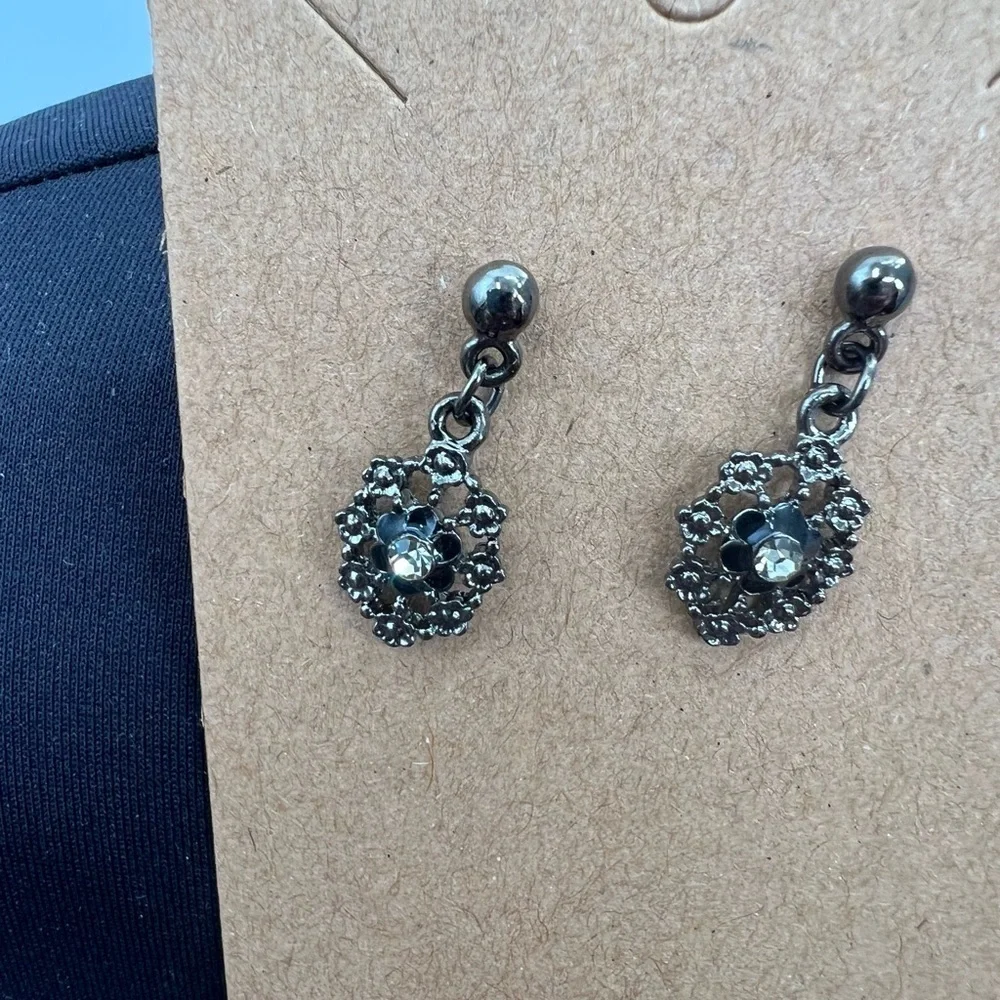 VCLM black bead and rhinestones necklace with matching earrings - Picture 8 of 11